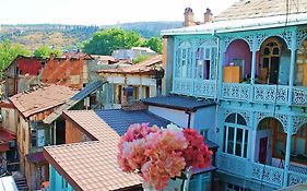 Art Apartment In Old Tbilisi